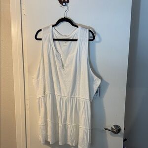 Torrid Ivory Sleeveless Tank Top